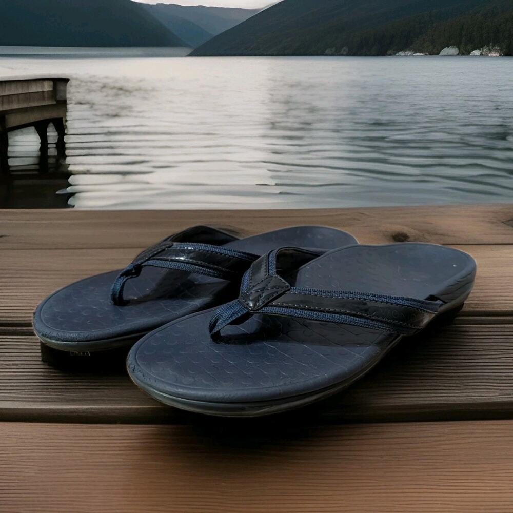 Vionic Tide II Women's Size 9 Navy Blue Patent Arch Support Flip Flop Sandals